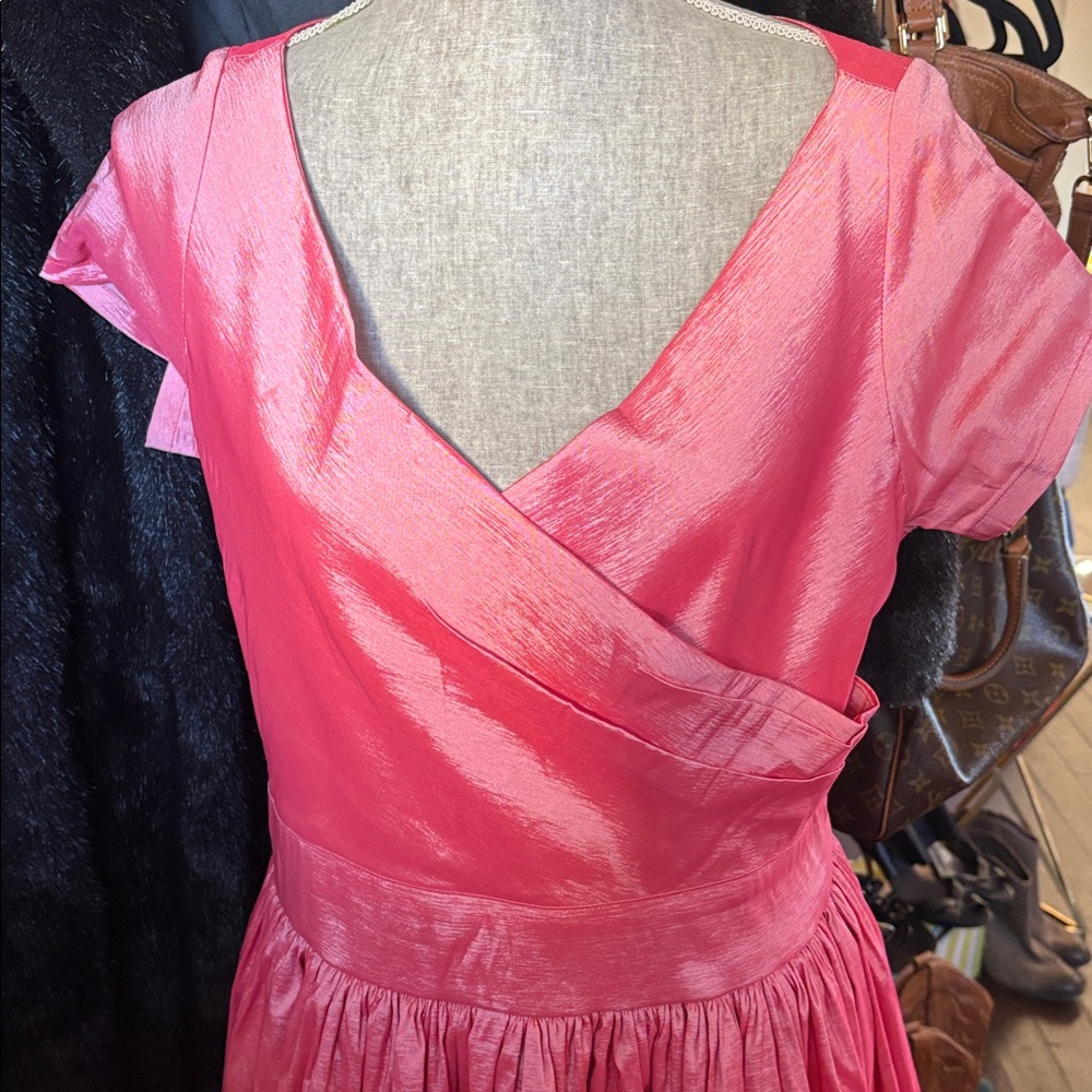 Valentine 💌 Pinup Couture Vibrant Pink Dress - Picture 7 of 7